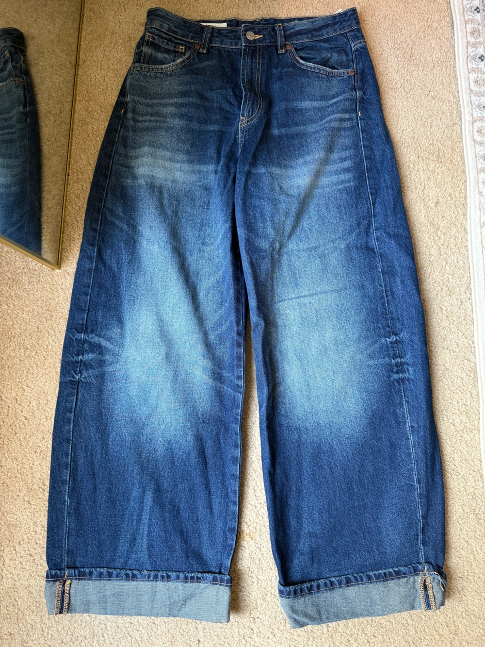 Zara wide leg, midrise jeans